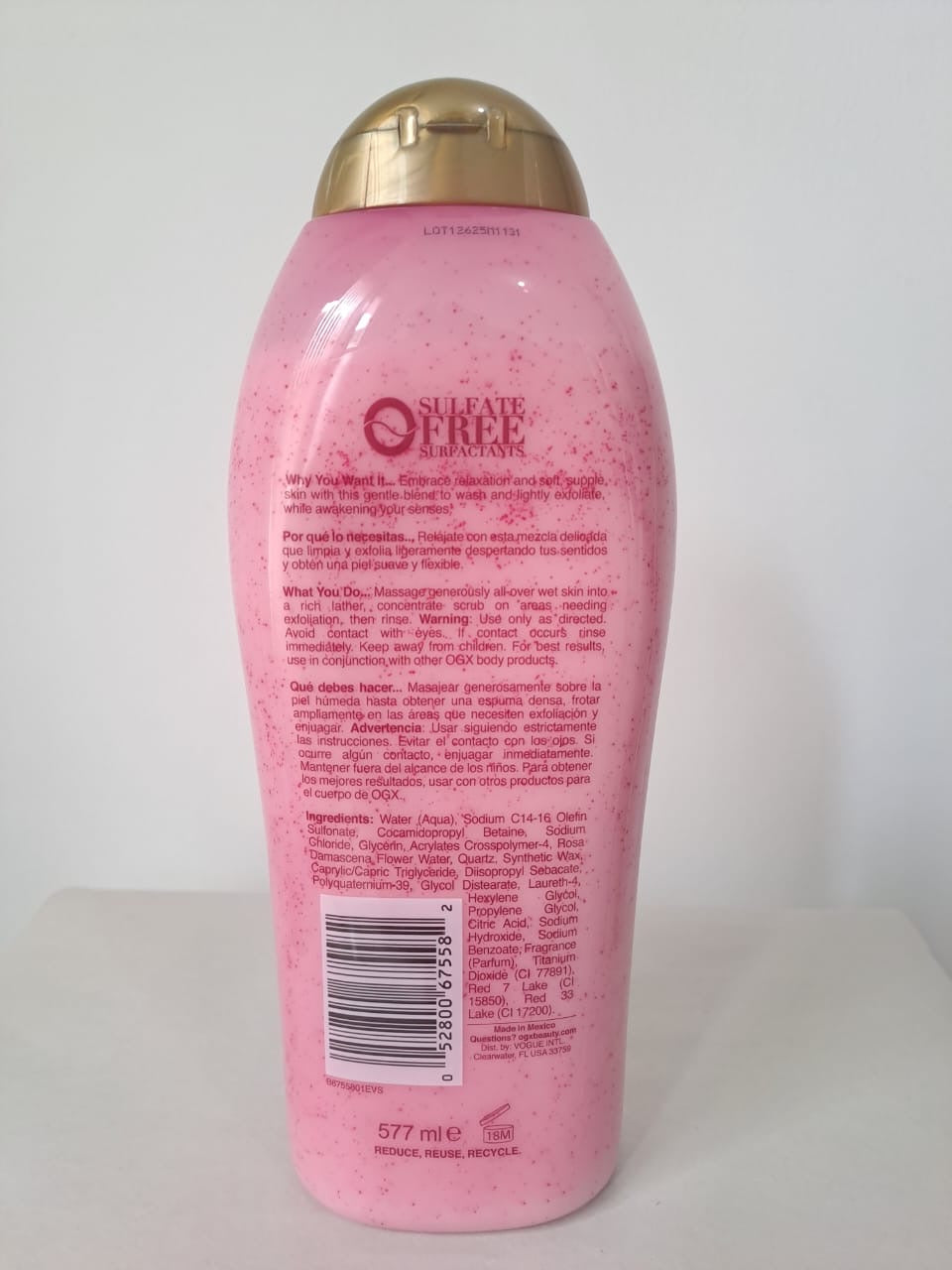 OGX Rose Water & Pink Sea Salt – Scrub & Wash